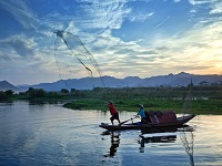 Fish net for capturing