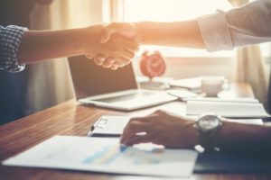 SME Recruitment - handshake