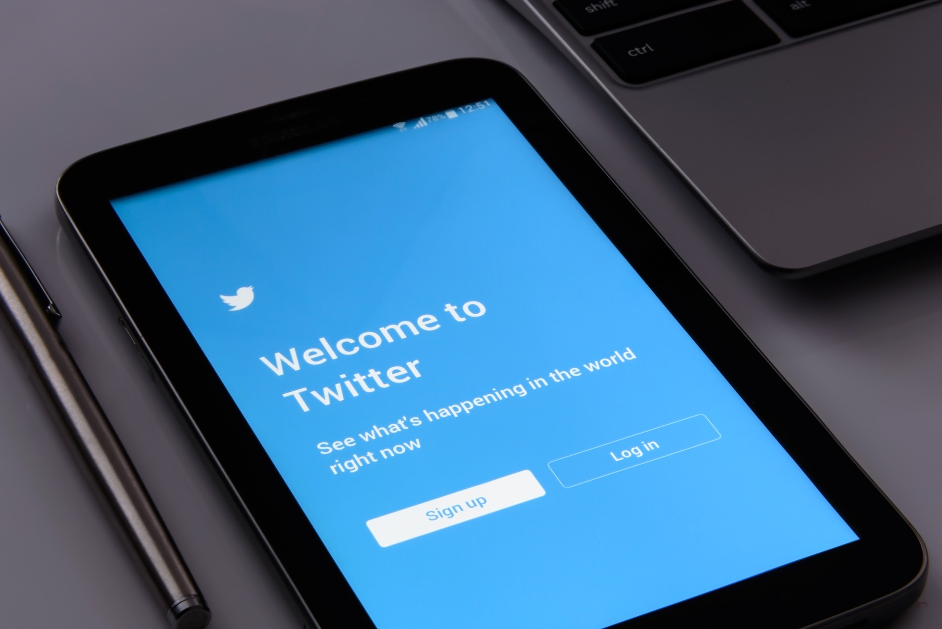 Social media advertising tools - twitter